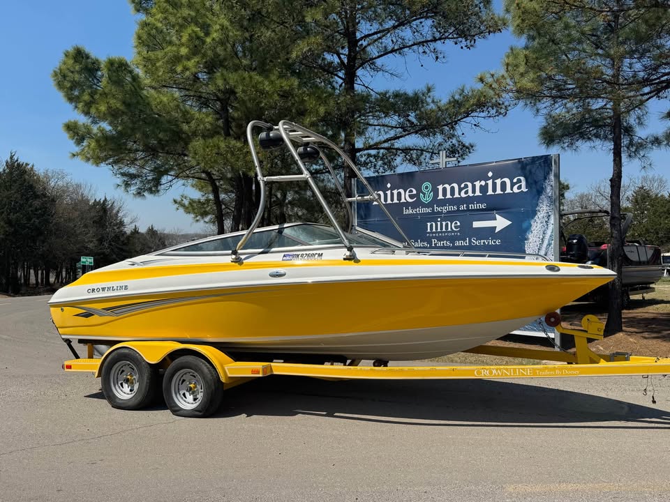 2003 Crownline 202 Br