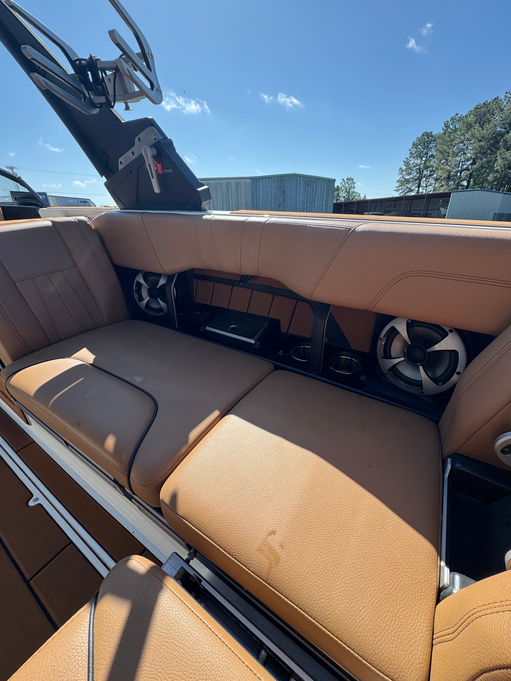 2021 Malibu Wakesetter 24 MXZ