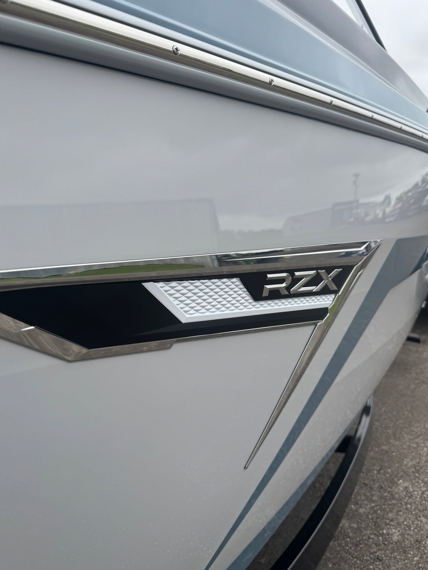 2025 Tige 22RZX