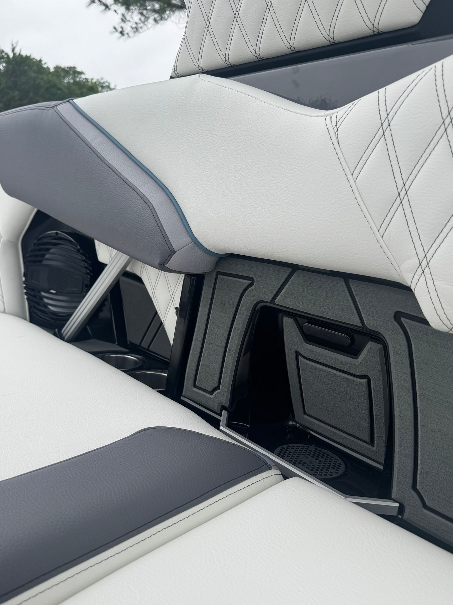 2025 Tige 22RZX