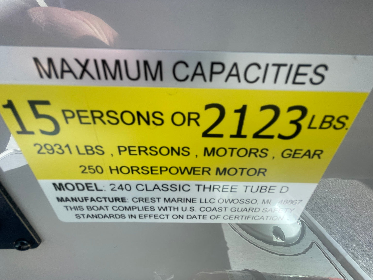 2025 Crest Classic 240 SLSC