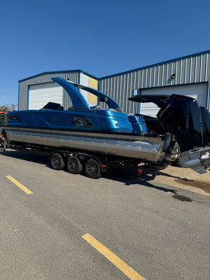 2025 Avalon Excalibur Twin Quad Lounger Windshield