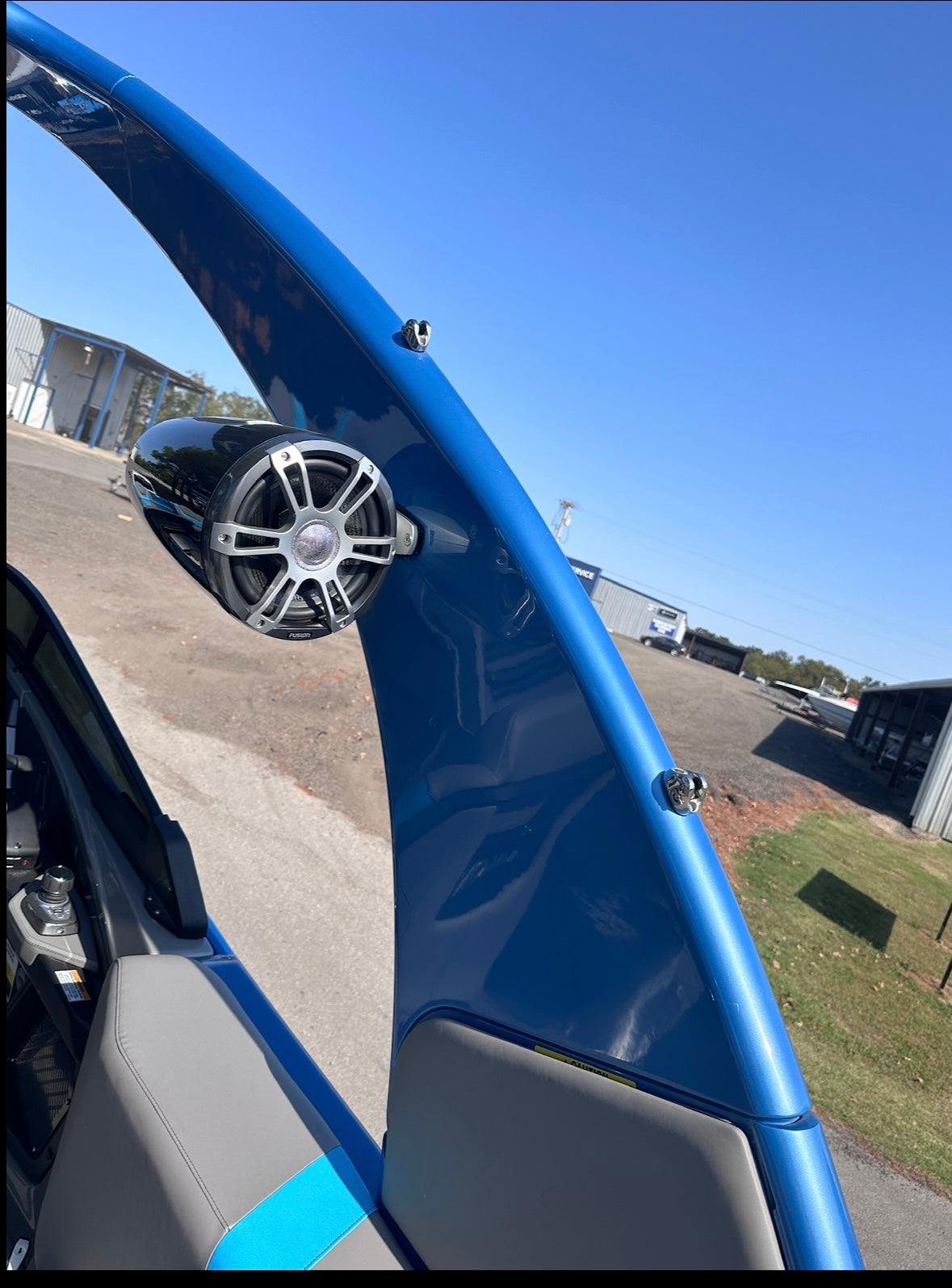 2025 Avalon Excalibur Twin Quad Lounger Windshield