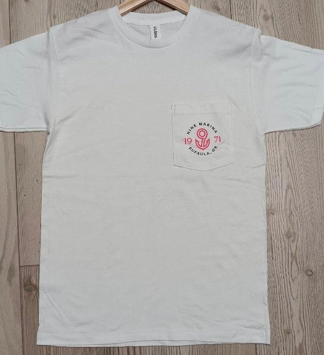 BRANDED TEE - POCKET TEE W/ RED BADGE LOGO