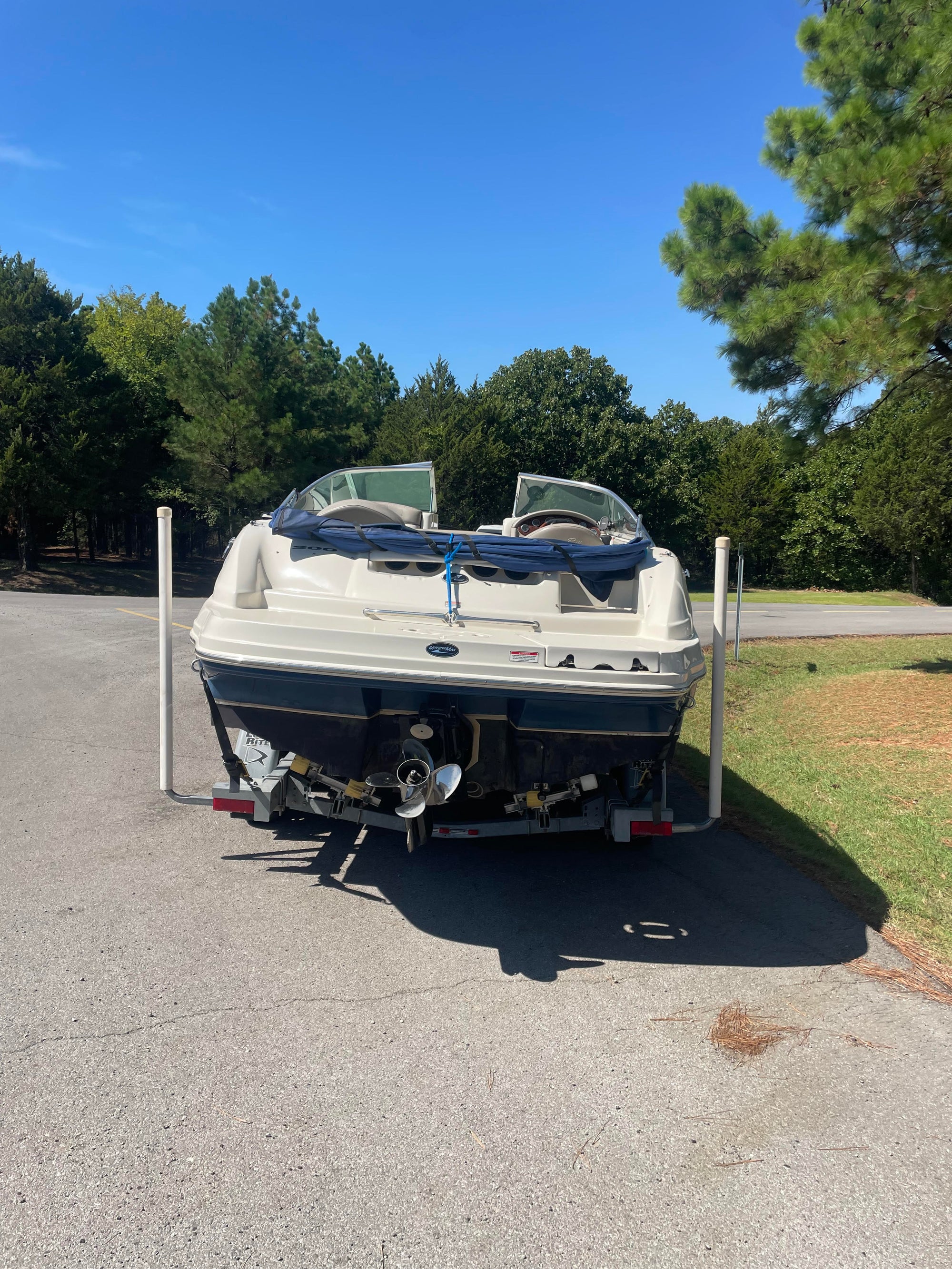 2004 Sea Ray 200 Sundeck