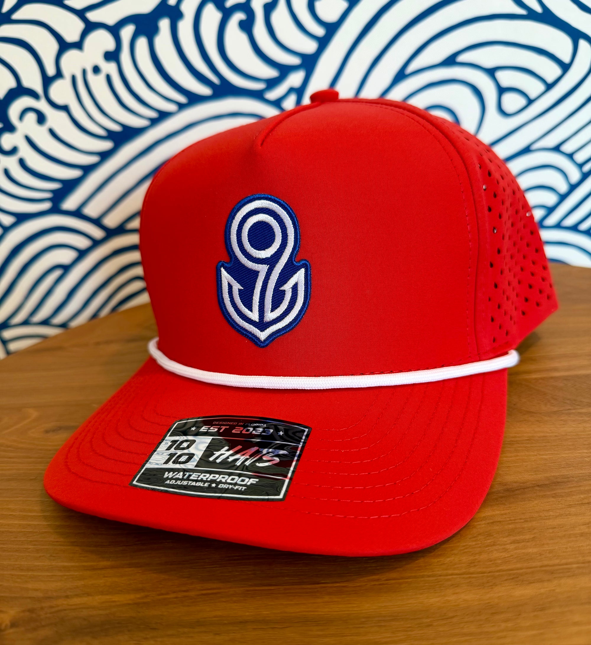 1010/26 - HAT WITH 9 PATCH LOGO