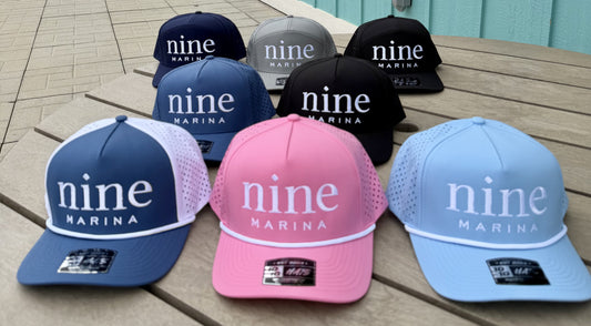 1010/26 - HAT WHITE NINE MARINA LOGO EMBROIDERED