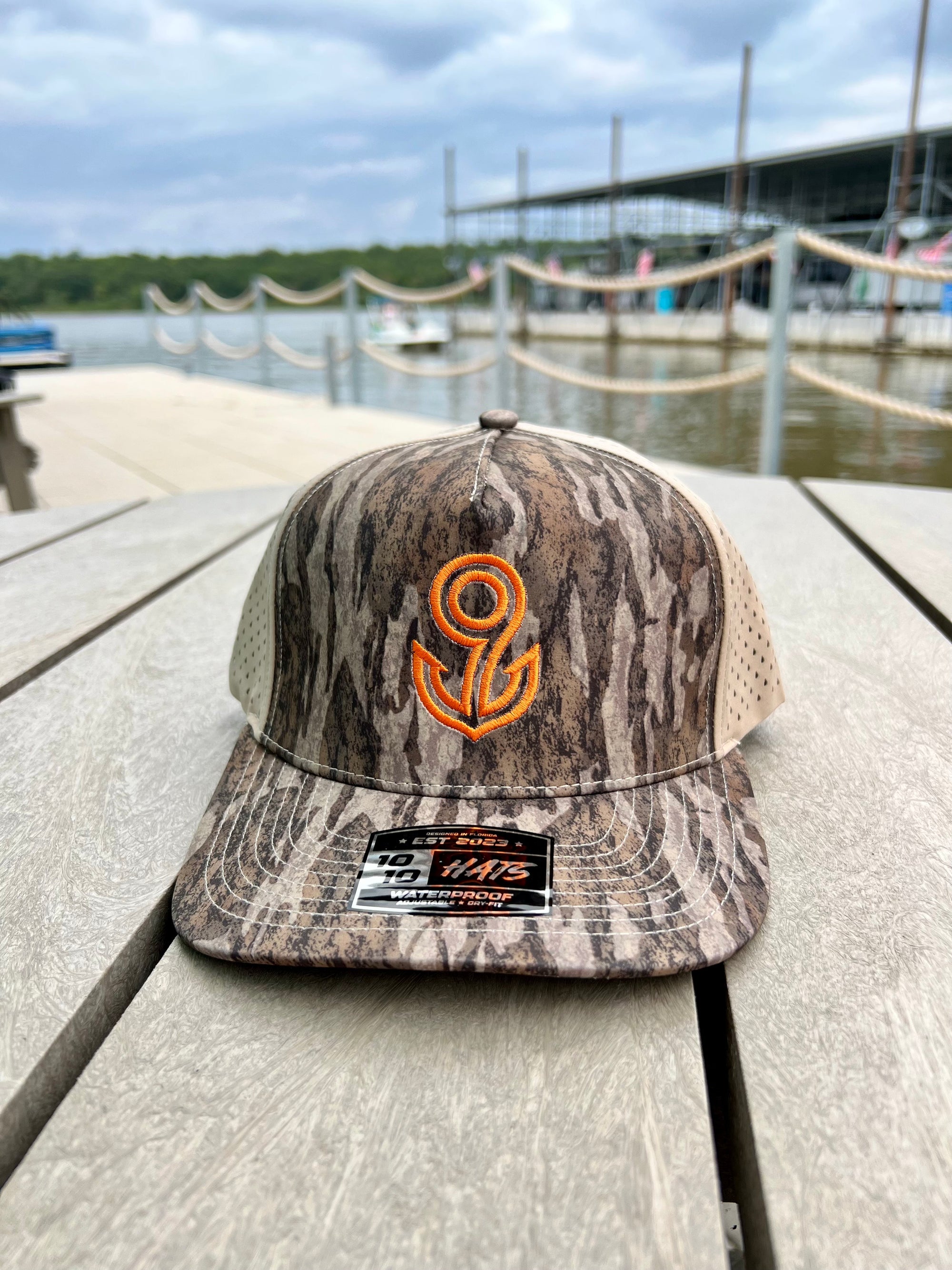 1010 - 9 LOGO EMBROIRDERED HAT