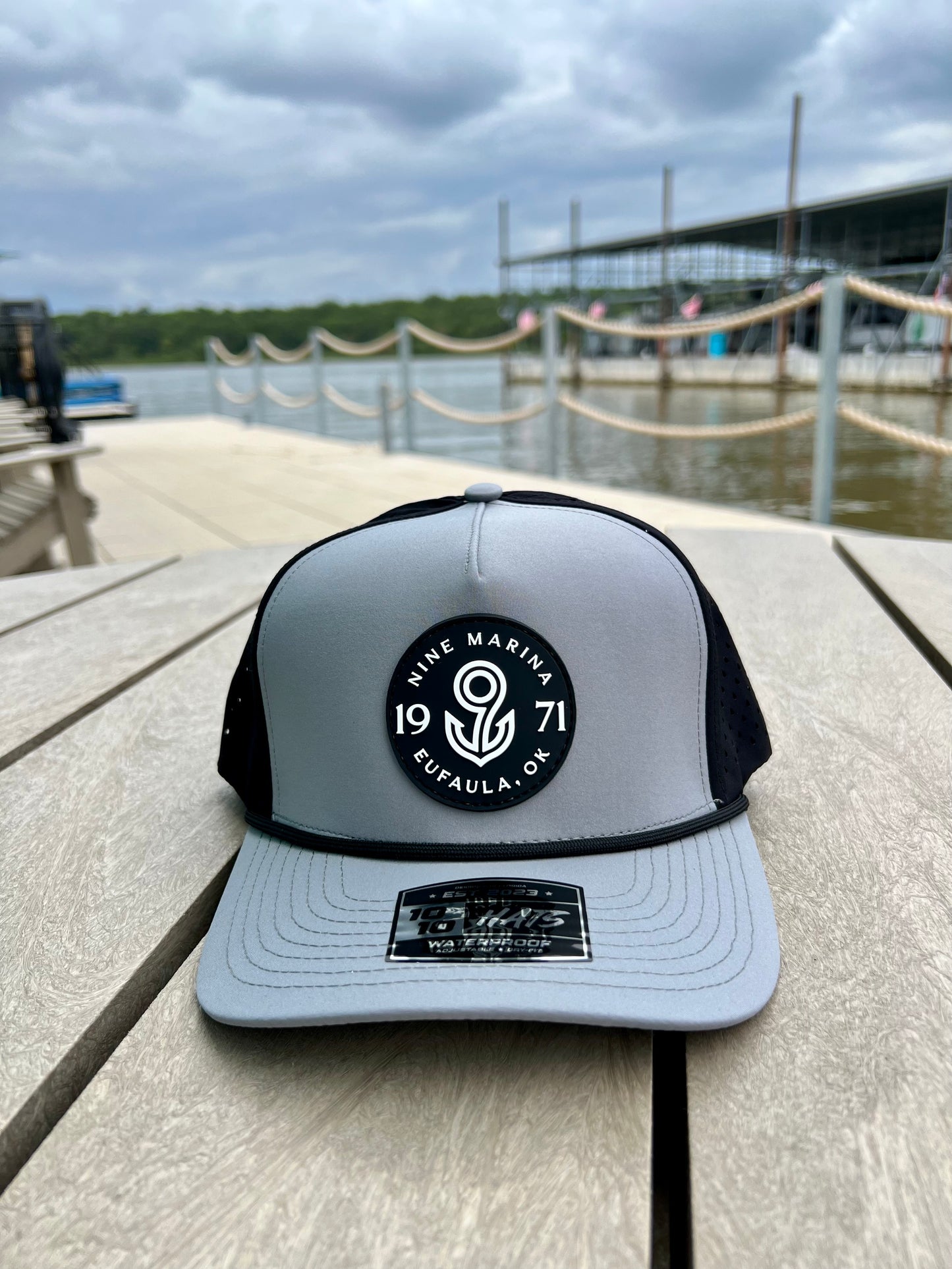 1010 - BLACK RUBBER BADGE HAT