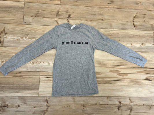 LONGSLEEVE GREY W/ HORIZONTAL LOGO WINTER '24