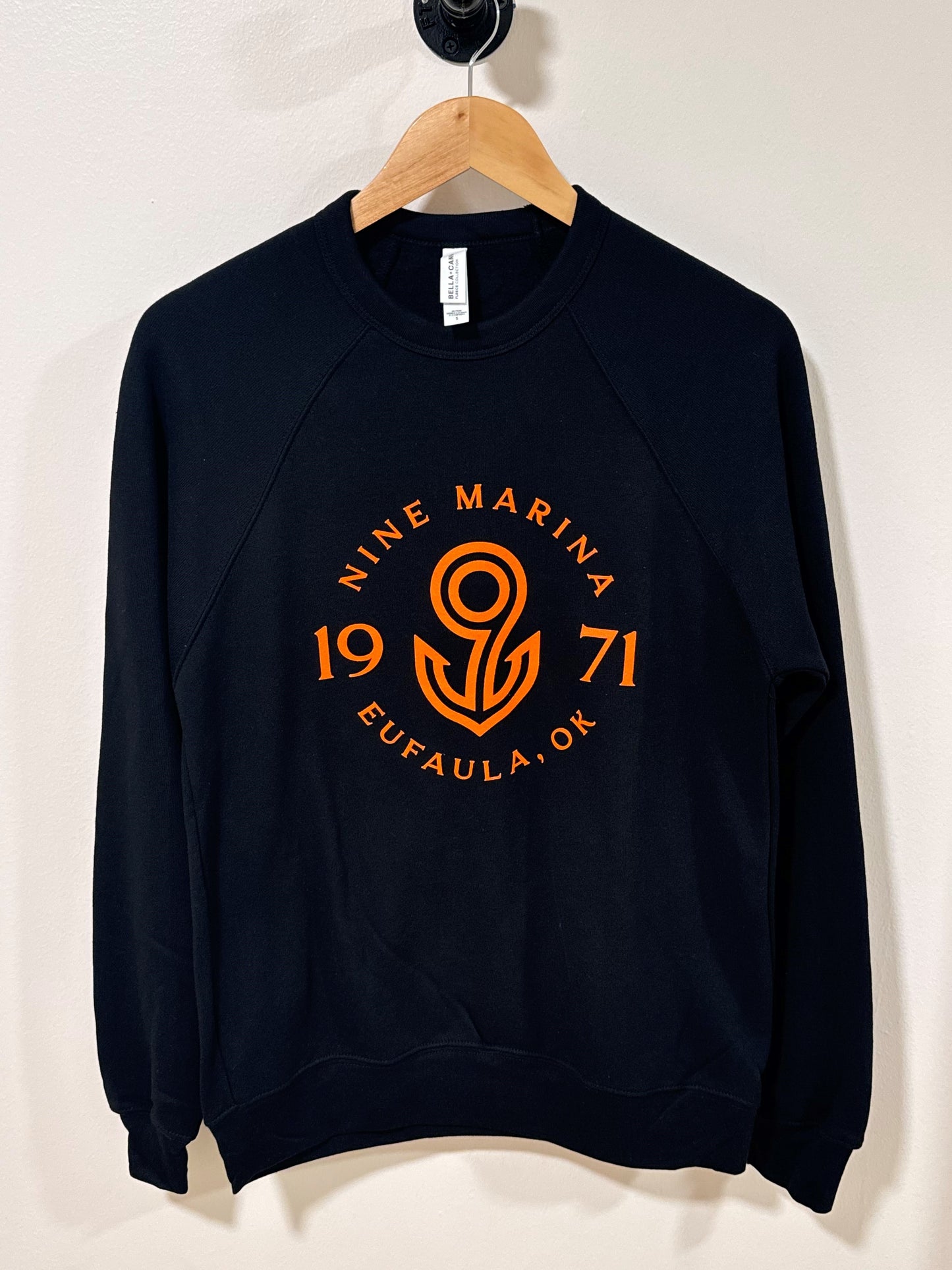 CREWNECK BLACK/OSU ORANGE BADGE LOGO WINTER '24