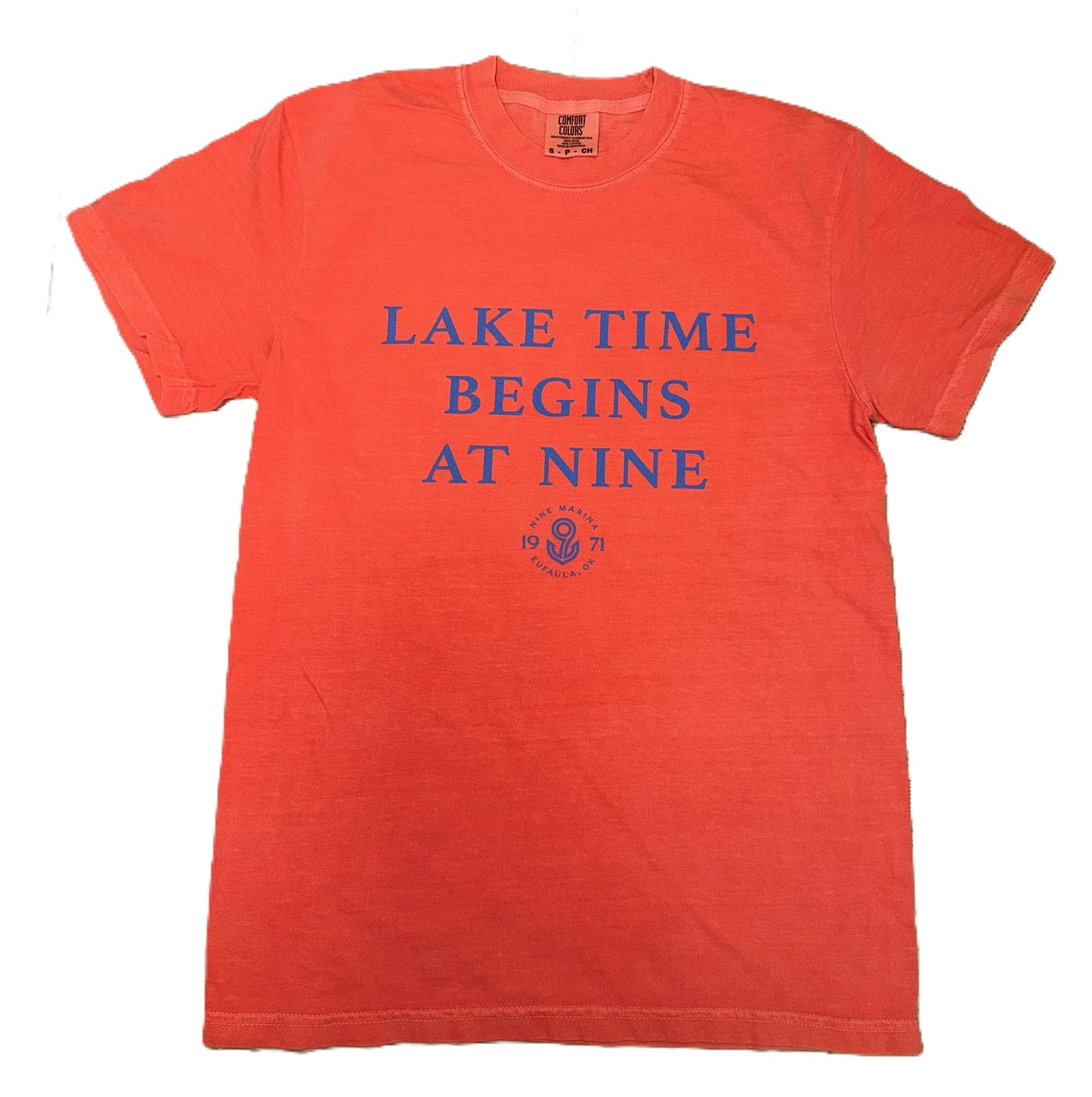 BRANDED - LAKE TIME W/ BADGE TEE GREEN/SALMON