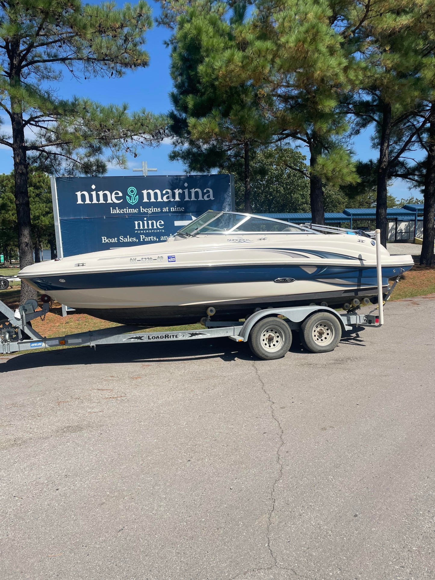 2004 Sea Ray 200 Sundeck